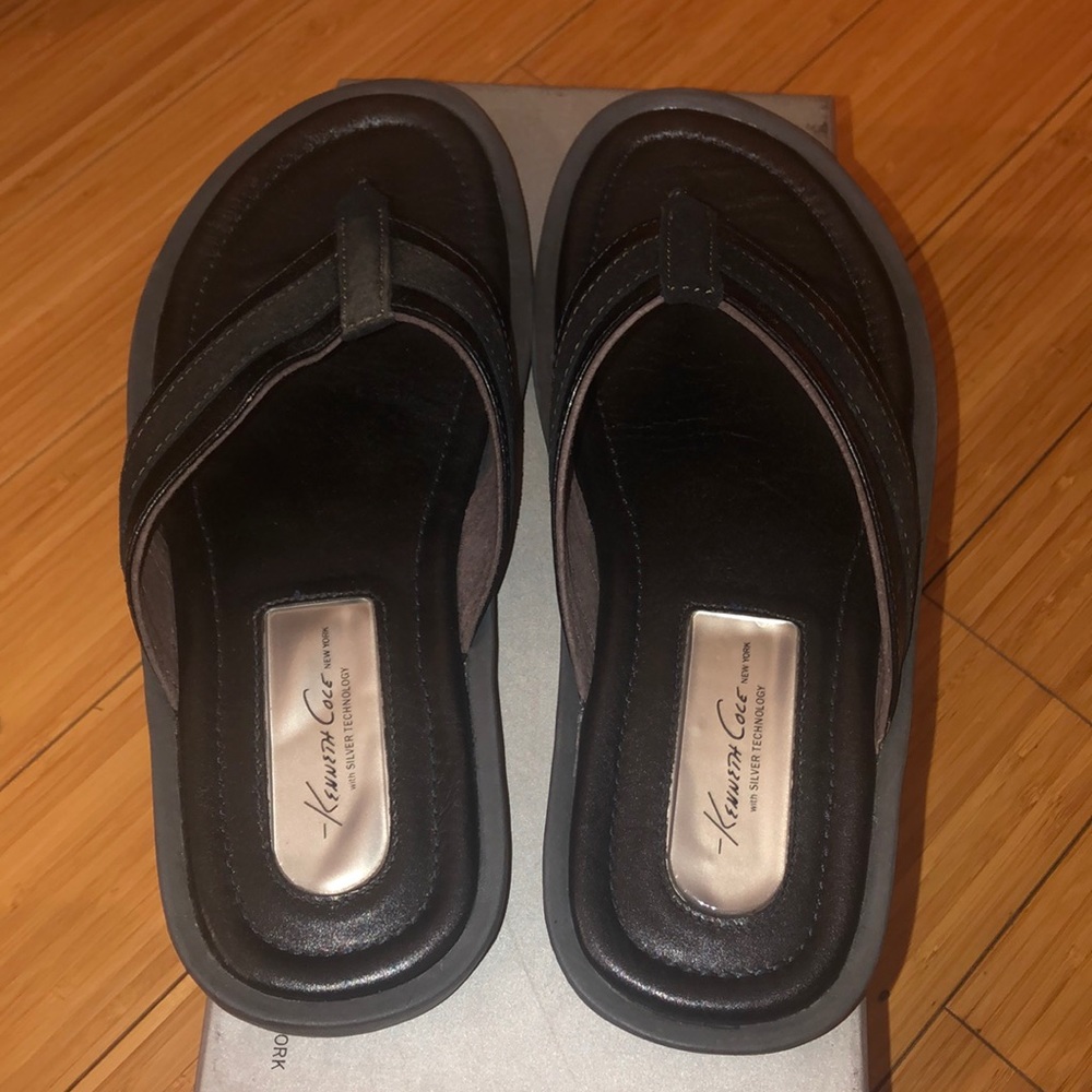 Kenneth Cole MENS beach pass LW flip flops